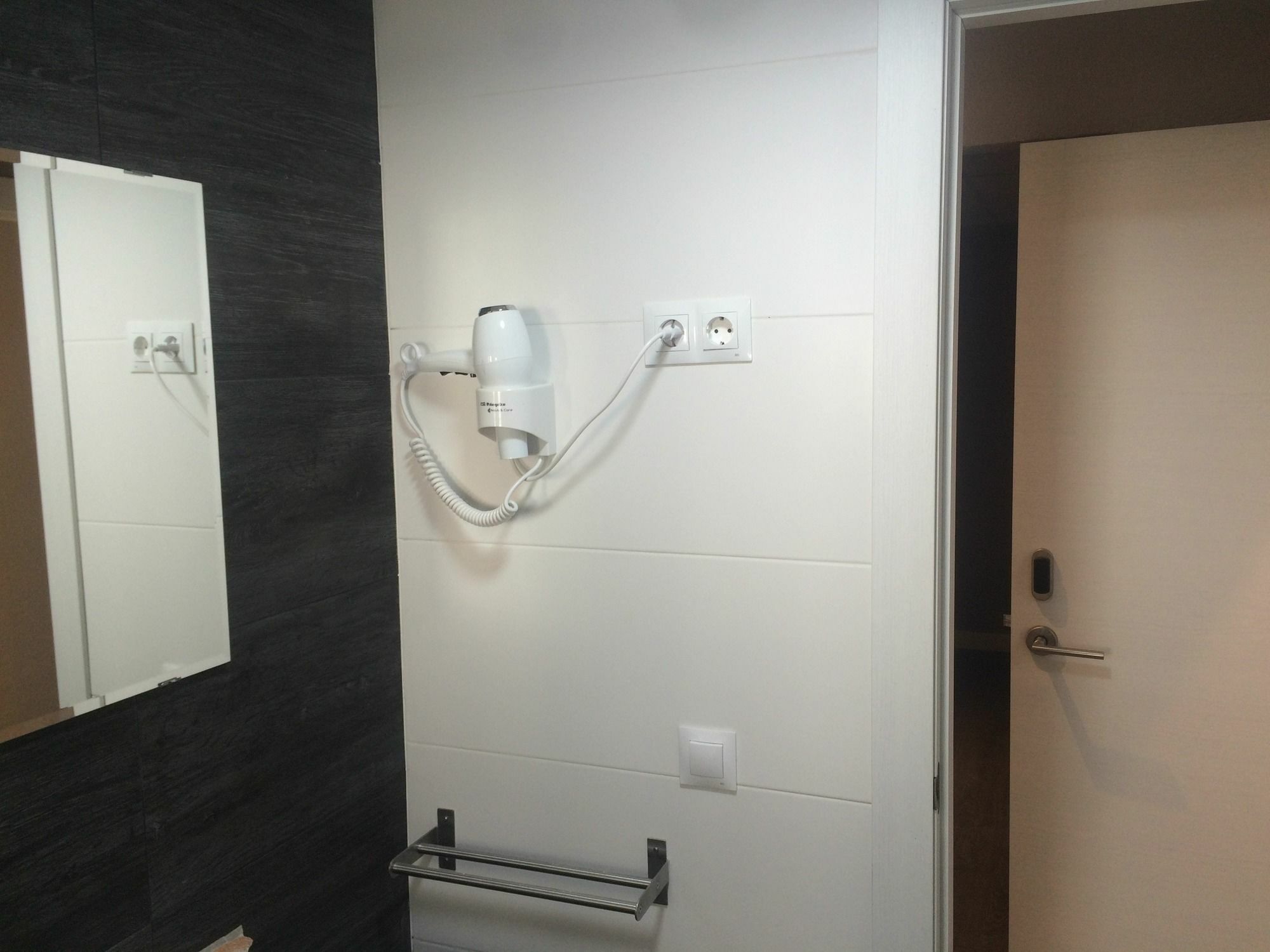 Benidorm Beach Hostel Hotel
